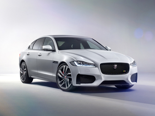 ジャガー新型「XF」がフルモデルチェンジ