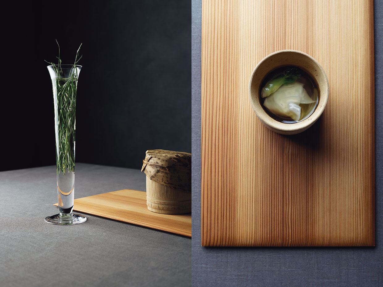 東京産の烏骨鶏を使用した、竹筒入りの蒸しスープ