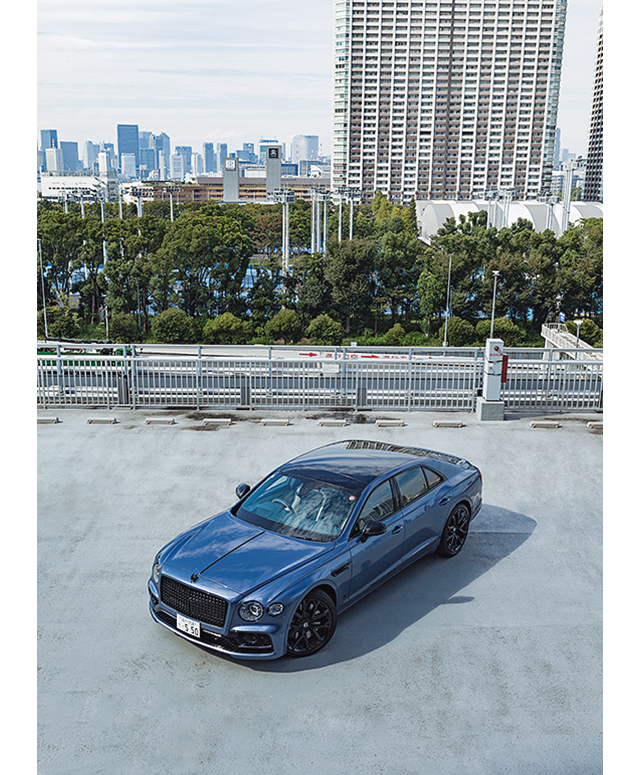 ベントレー「フライングスパーS」主張しすぎず街並みになじむデザイン