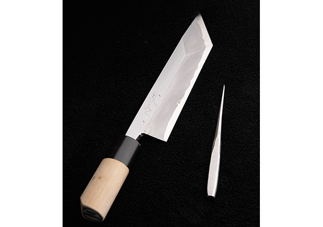 五代目&nbsp;野田岩&ensp;麻布飯倉本店、鰻包丁