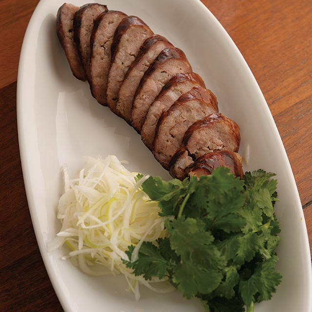 ディープな味を肩ひじ張らずに