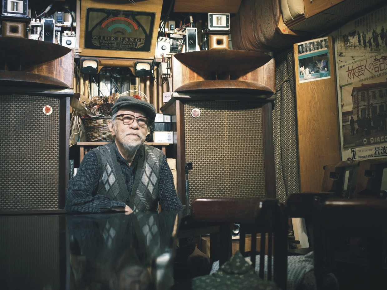 レコードを回し続ける、JAZZ&somethin'else 喫茶 映画館