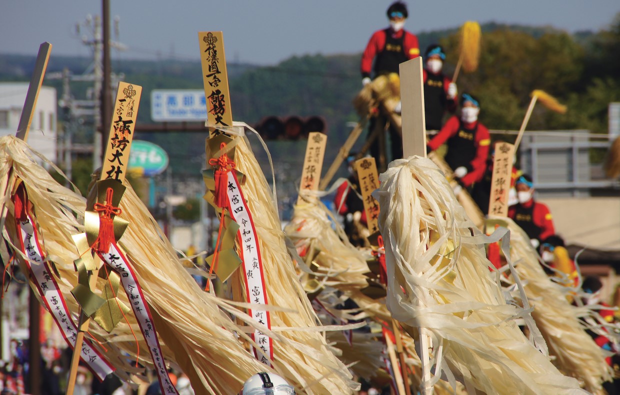 勇壮なる男たちの神事 、諏訪大社、NilesNile4月号特集