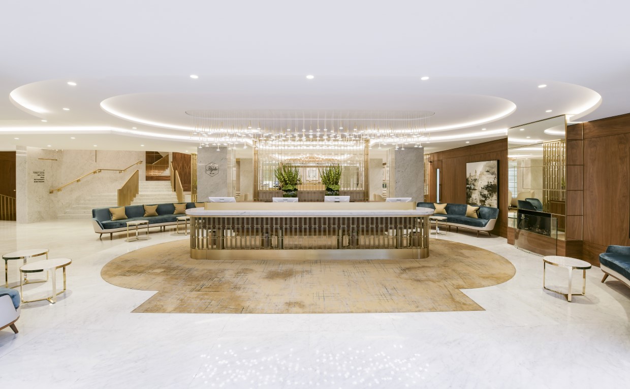 花盛りハイド・パークを遊び場に、ロイヤル・ランカスター・ロンドン