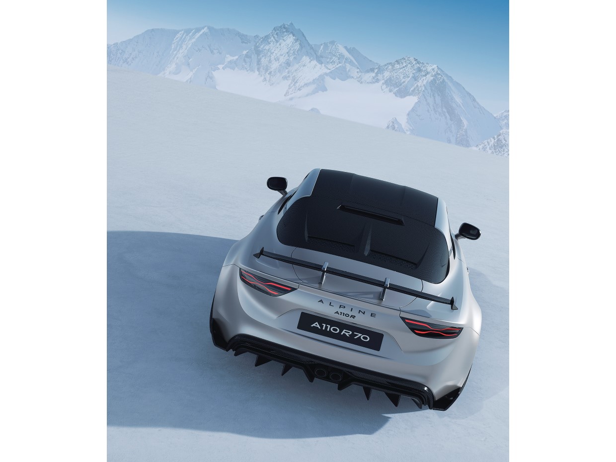 スポーツカーと暮らす、アルピーヌ