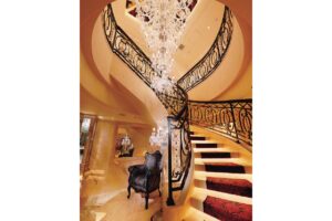 優雅なる非日常へ、選ばれし者への招待状、ザ・スイート