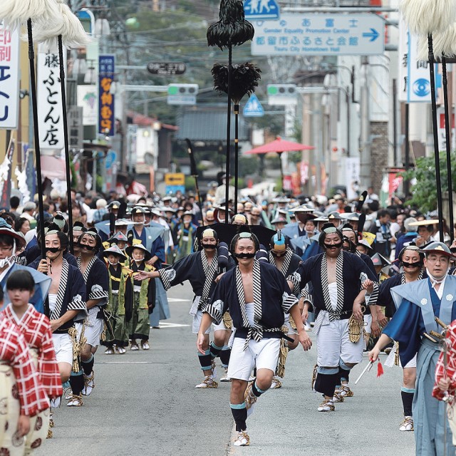緑あふれる湧水の都