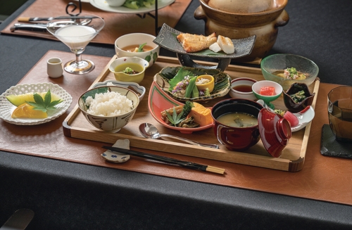 静寂に包まれた非日常の聖域へTHE YUKAWA 一條支店